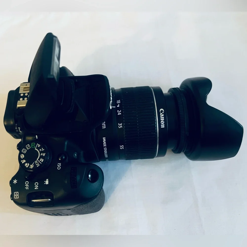Canon EOS Rebel T5i 18.0MP Digital DSLR Camera Mint Conditions Great Working